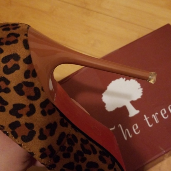 Leopard Heels - Picture 3 of 4